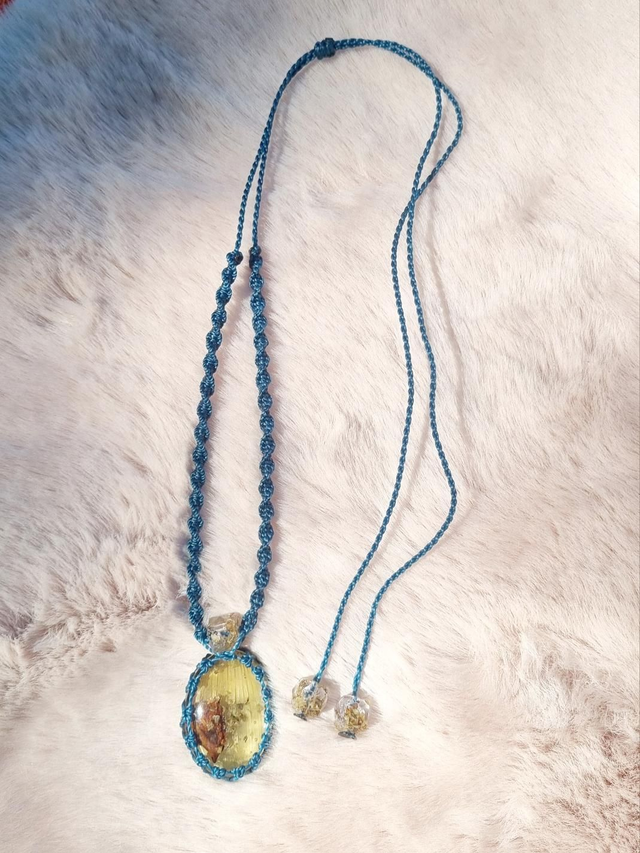 Joie - Collier micromacramé