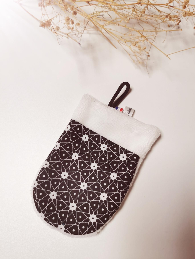 Gant de toilette noir