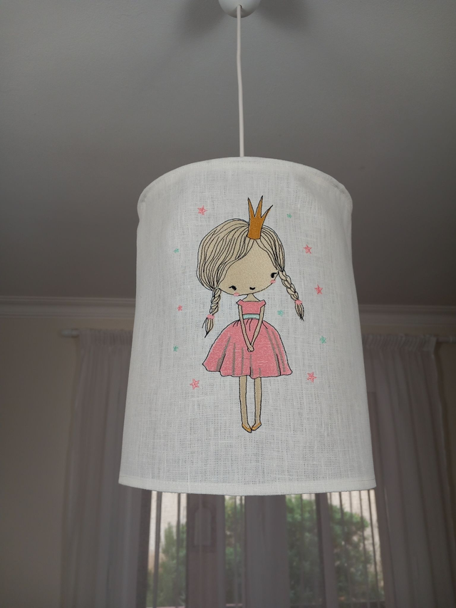 Abat-jour plafonnier en lin brodé Princesse diamètre 25 cm