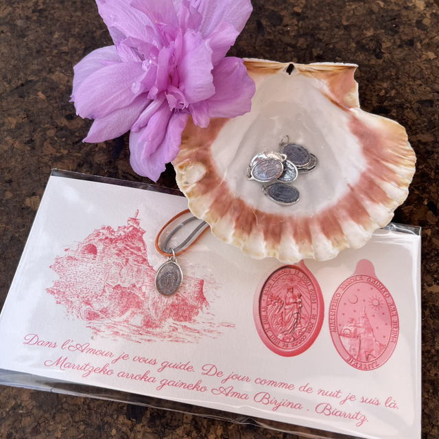 Médaille cordon coton orange et gris