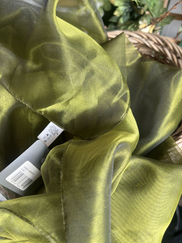 Lasessor Organza juhlahuivi kiiwi