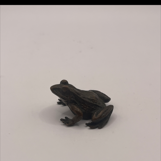 Bronze Frog Figurine – Miniature Animal Sculpture – Approx. 4cm