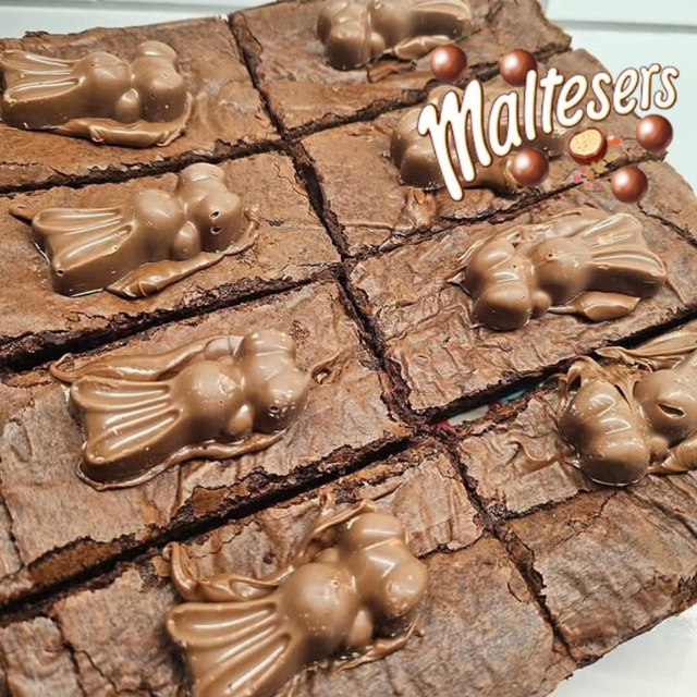 Malteser Bunny Brownie Slice 