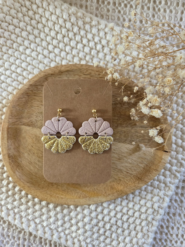 Boucles d&#039;oreilles Alma coloris crème