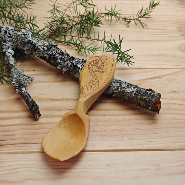 Cuillère en hêtre avec kolrosing-C353