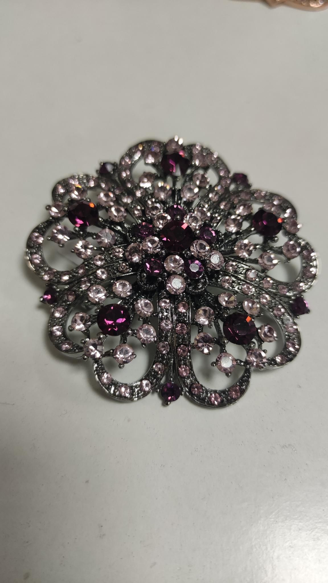 Broche baroque 