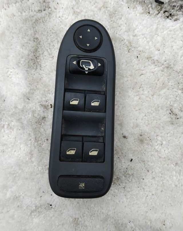 Commande lève-vitres Conducteur Citroën C5