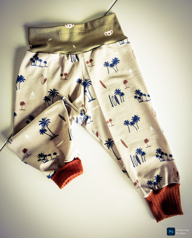 E*    12/18 MOIS  Pantalon évolutif "SURF"