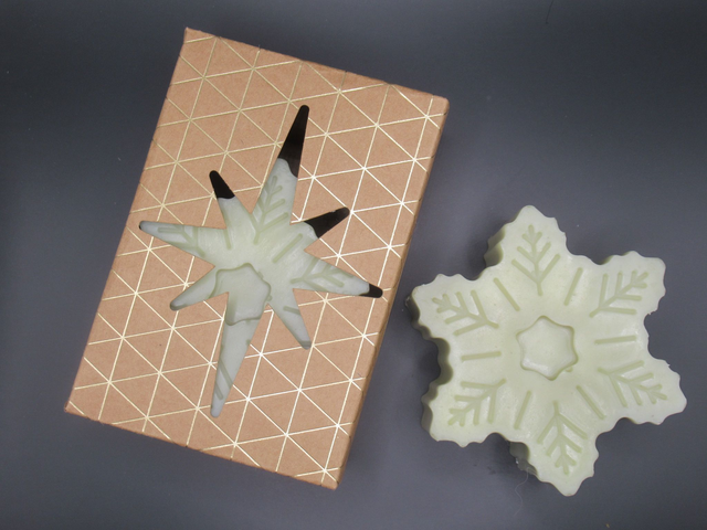 Coffret 1 savon de Noël forme "Flocon"