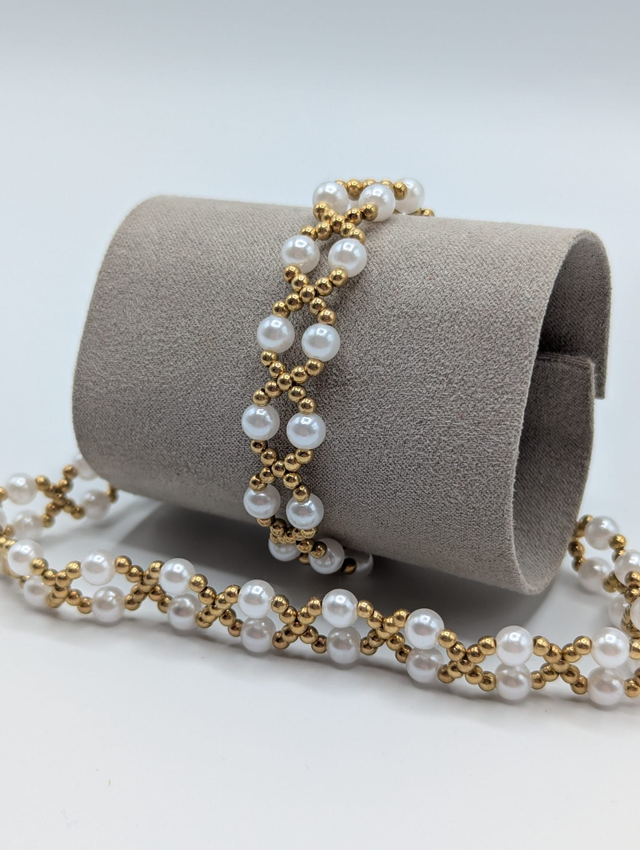 Set choker et bracelet avec perles blanches et dorées – Fait main