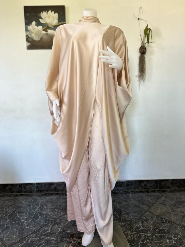 ensemble asymétrique