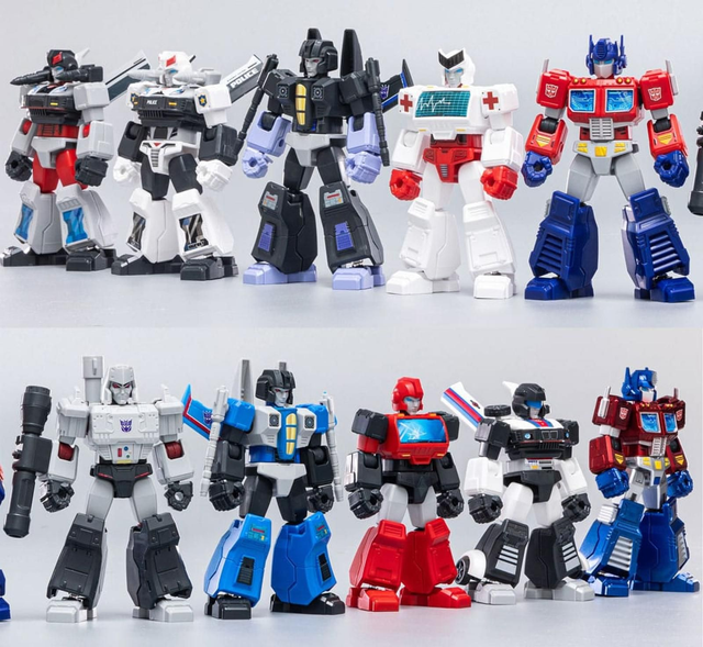 Transformers: Roll Out Blokees Plastic Model Kit Blind Box