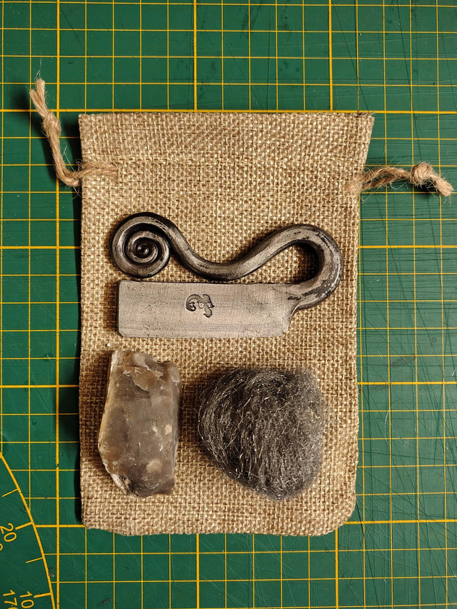 Briquet à battre forgé