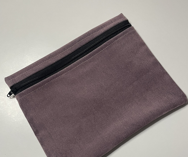 Pochette Raymonde 