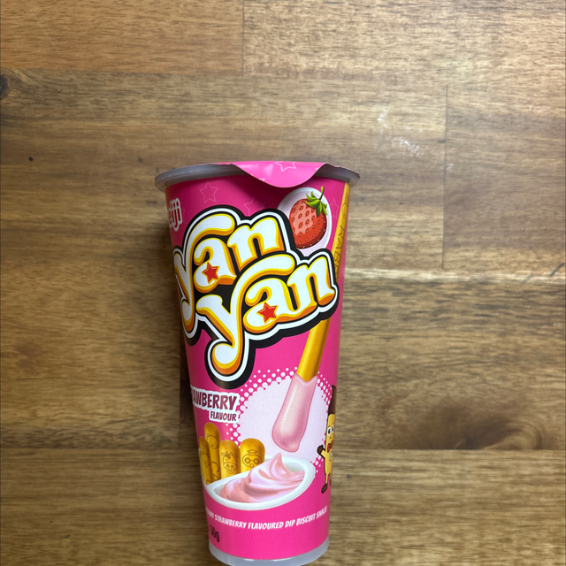 Meiji Yan Yan Strawberry Dip 44g