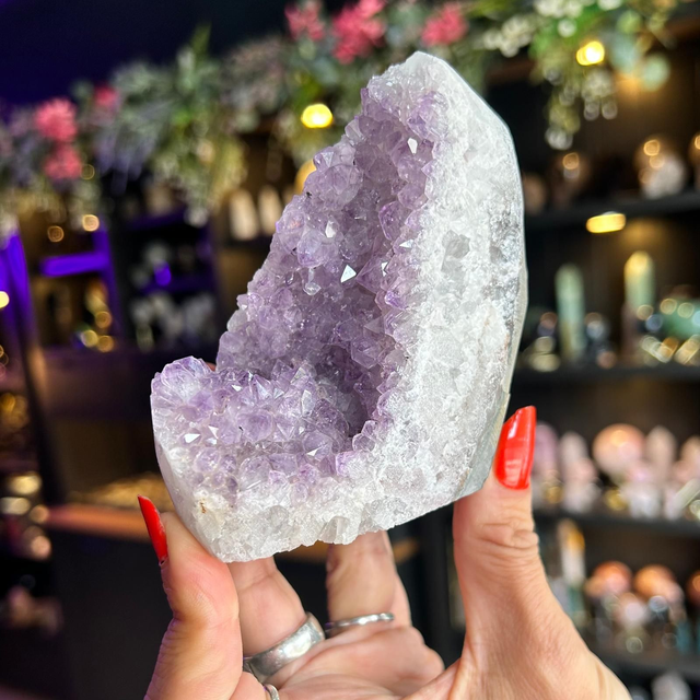 Amethyst Geode R55J3