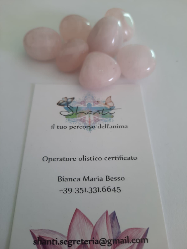 Quarzo rosa burattato
