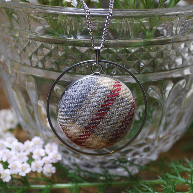 Collier Hebridean Sands