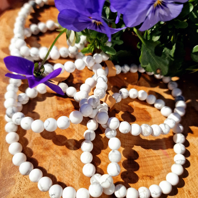 Howlite Matt 6mm Beaded Bracelet