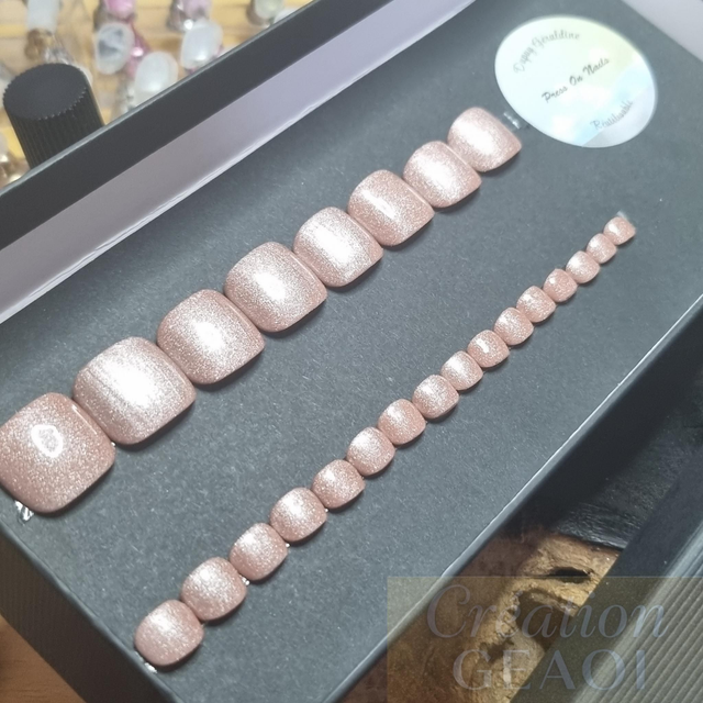 Cristal Noisette little pieds