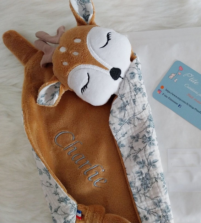 Commande pour Camille doudou biche + bois prénom Charlie
