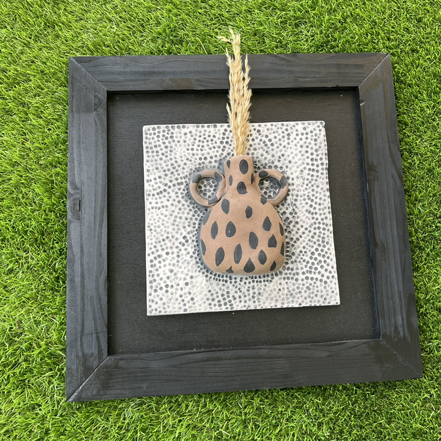 Cuadro Jarrón Marrón Manchas