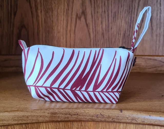 Red Fern Make Up Bag