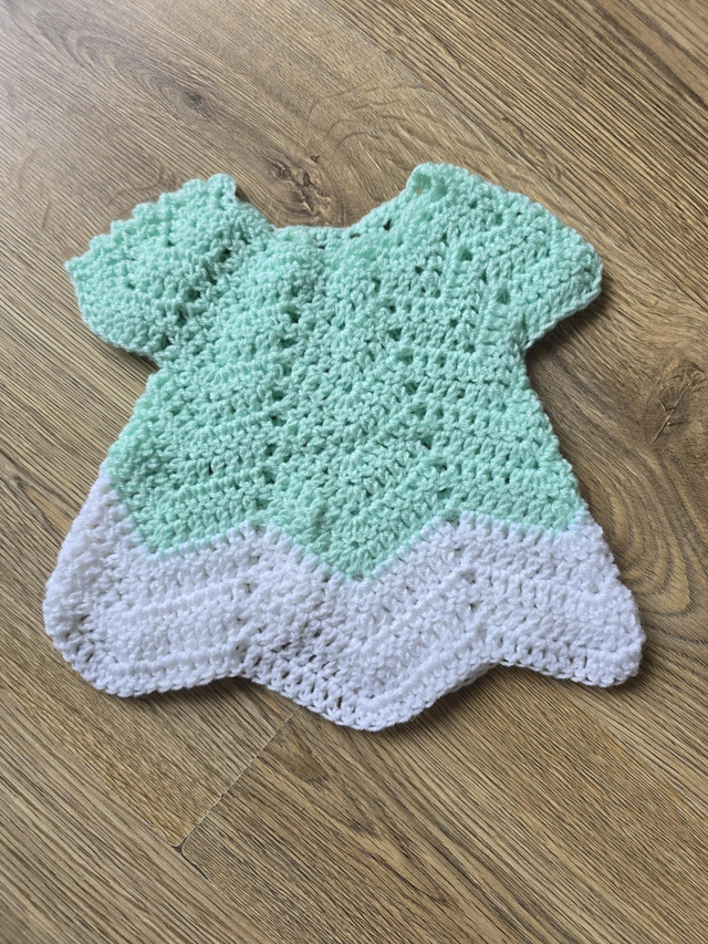 Crochet baby dress mint white zigzag prem-3 months doll