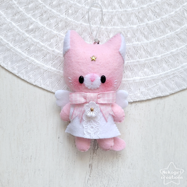 Peluche en feutrine fait-main - Chat rose