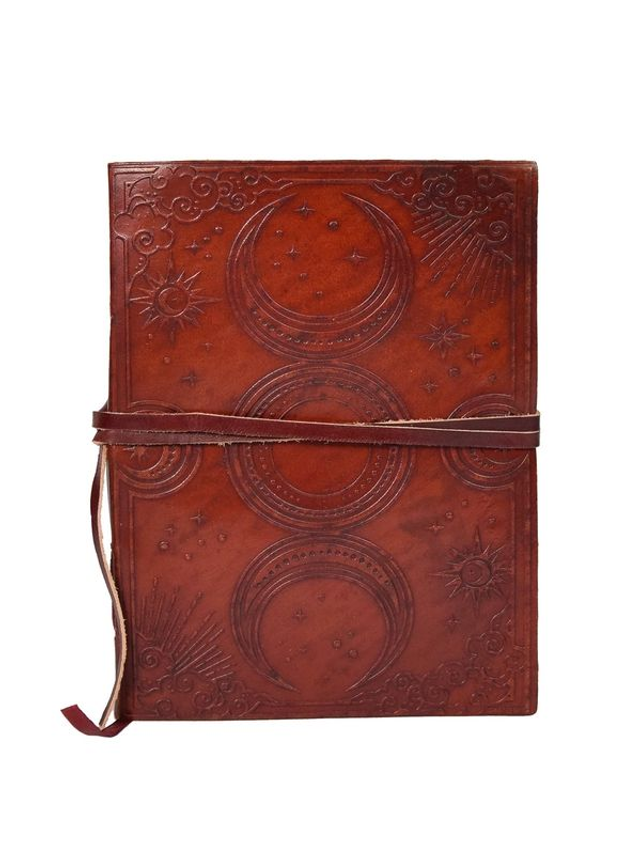 Grimoire en Cuir Triple Lune