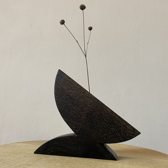 Soliflore Demi, chêne ébonisé