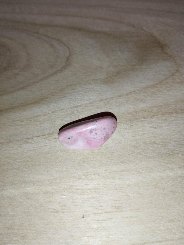 Rhodonite pierre roulée 