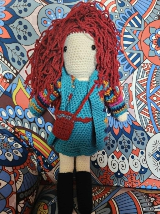 Poupée " Mirabelle "