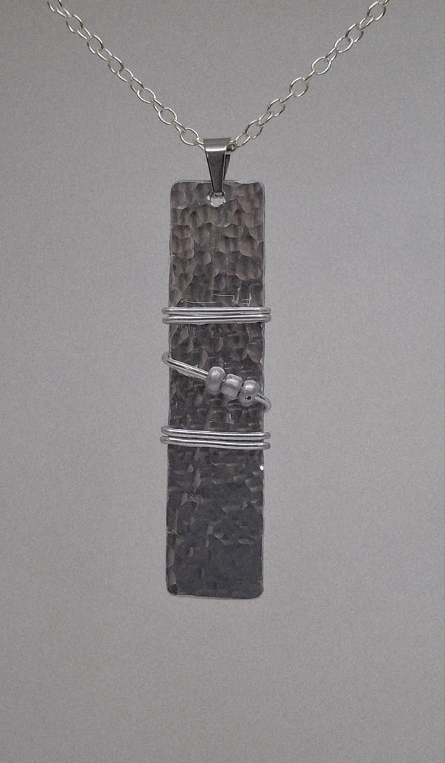 Hammered 3 Bead Pendant