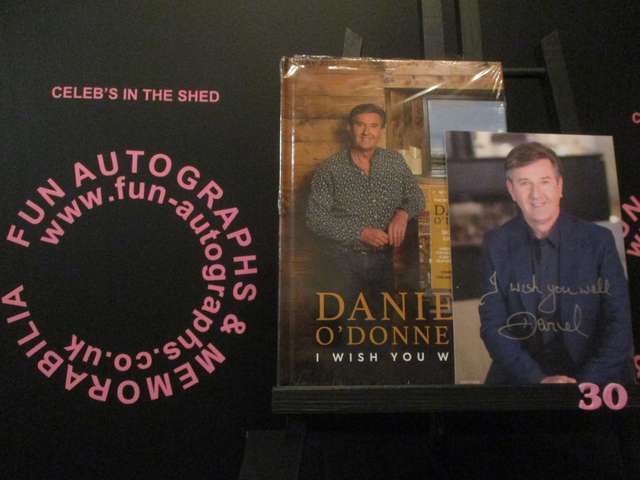 Daniel O'Donnell  - 'I Wish You Well' Album &amp; Dvd + Authentic Autographed Photograph (30)