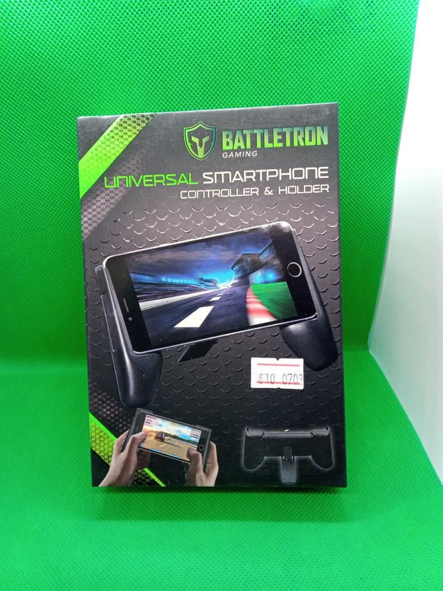 *0703- CONTROLLER HOLDER SMARTPHONE
