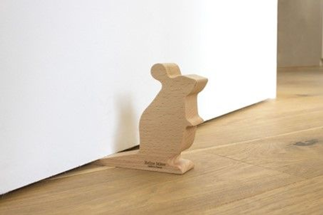 Mimi - Cale-porte en bois de Hêtre massif vernis