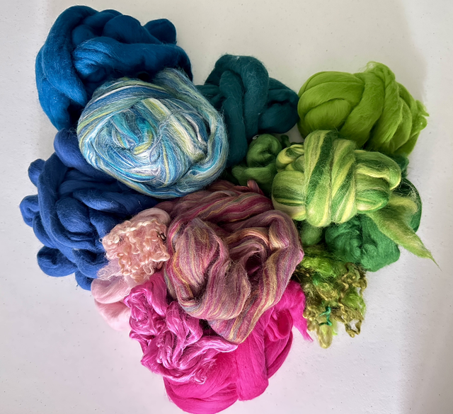 Pack of wool for felt heart tutorial