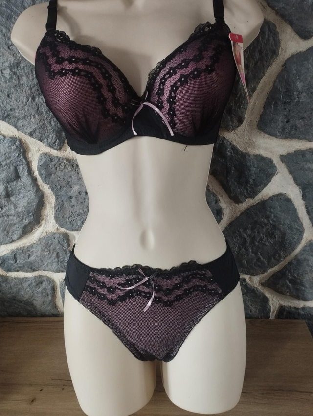 Ensemble Bonnet C avec rembourrage et armatures