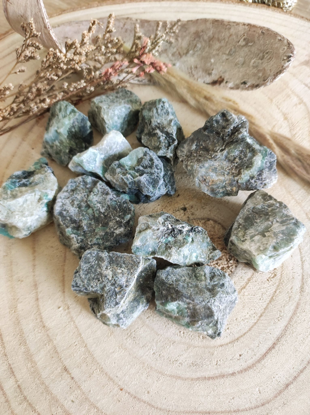 Pierre brute Émeraude A