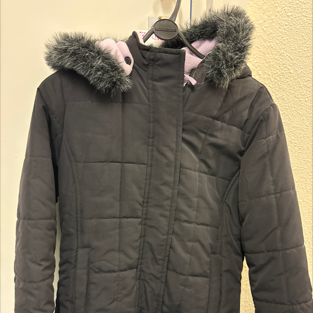 Girls coat 9-10 years 