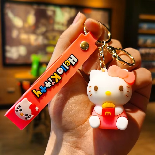 0592 - Hello kitty - met McDonald frietjes