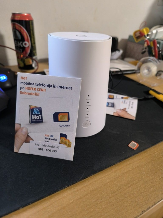 Alcatel LINKHUB HH71VQ + hot hofer sim kartica