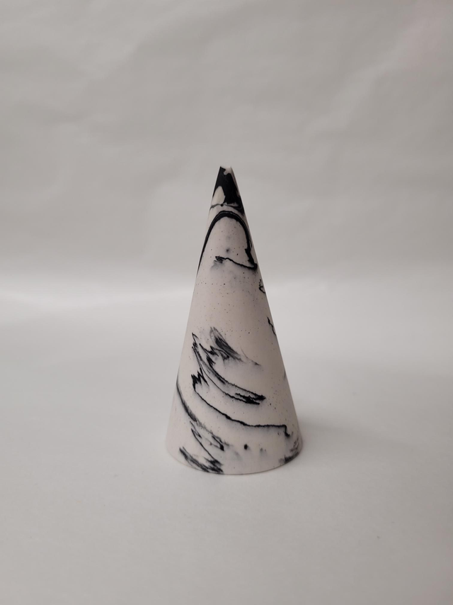 Large White Marble Ring Cone - 7cm - JP-125