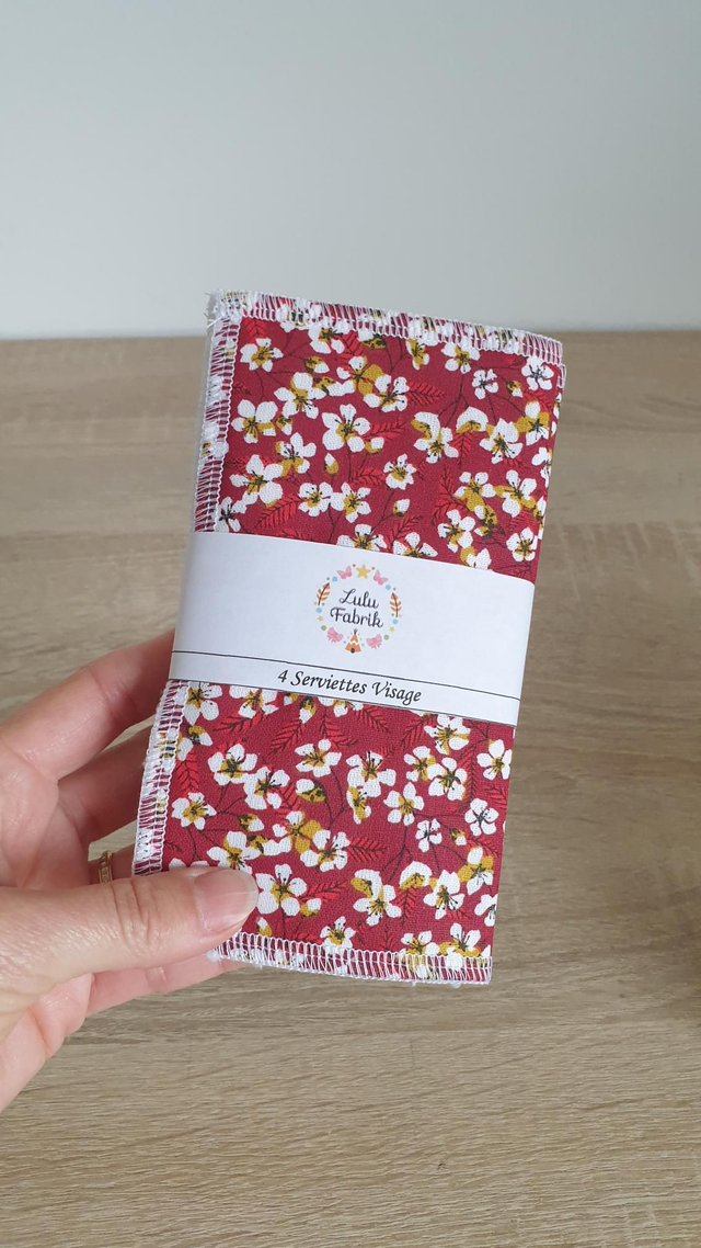 Lot de 4 serviettes visage FLEURI ROUGE