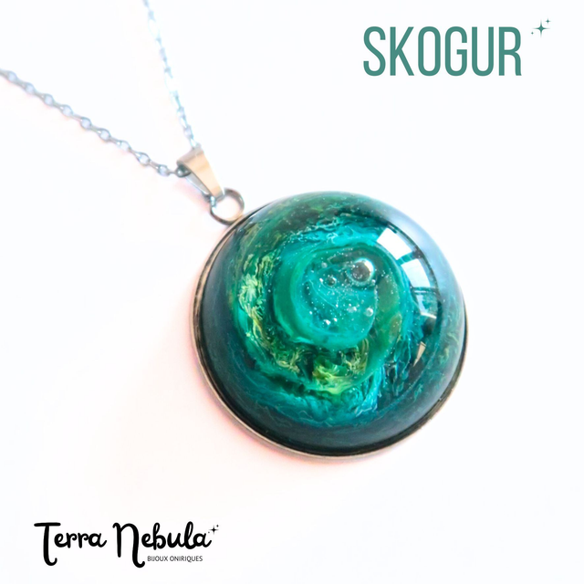Collier Planète à adopter Skogur| BP109 | Pétri