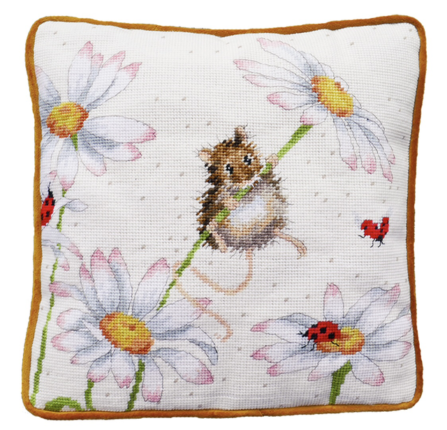 Daisy Mouse Tapestry by Bothy Threads
