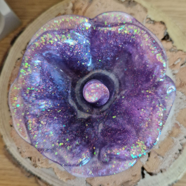 Ring Holder Rose in Purple