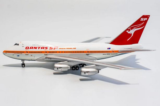 1/400 Boeing 747SP Qantas VH-EAA