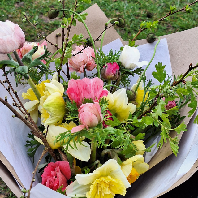 Mother's Day - Seasonal Mixed Bouquet (pre-order) 